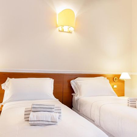 Hotel Domus ローマ エクステリア 写真