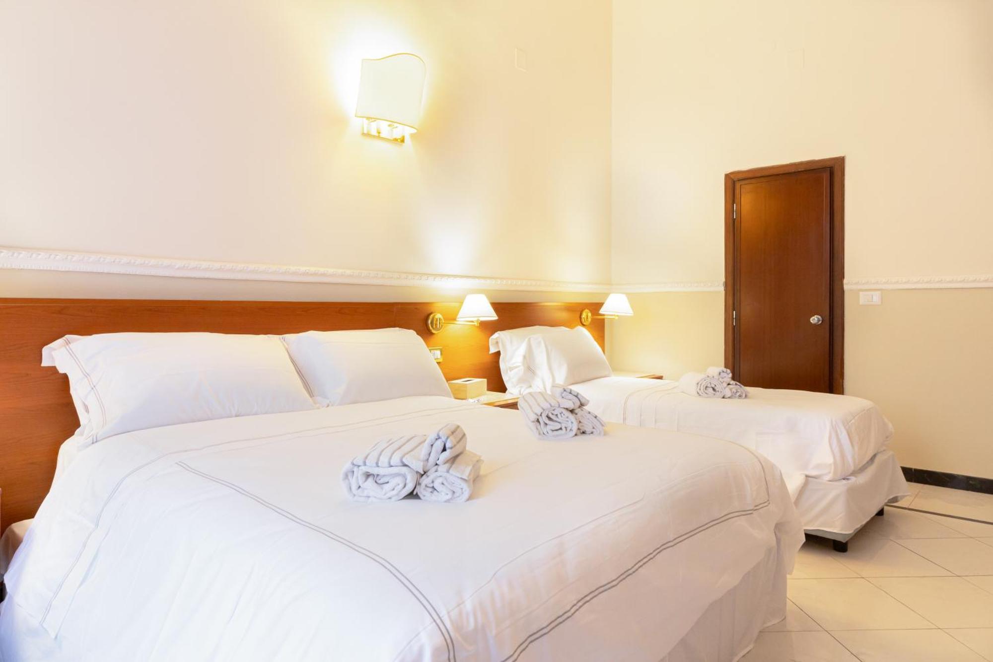 Hotel Domus ローマ エクステリア 写真